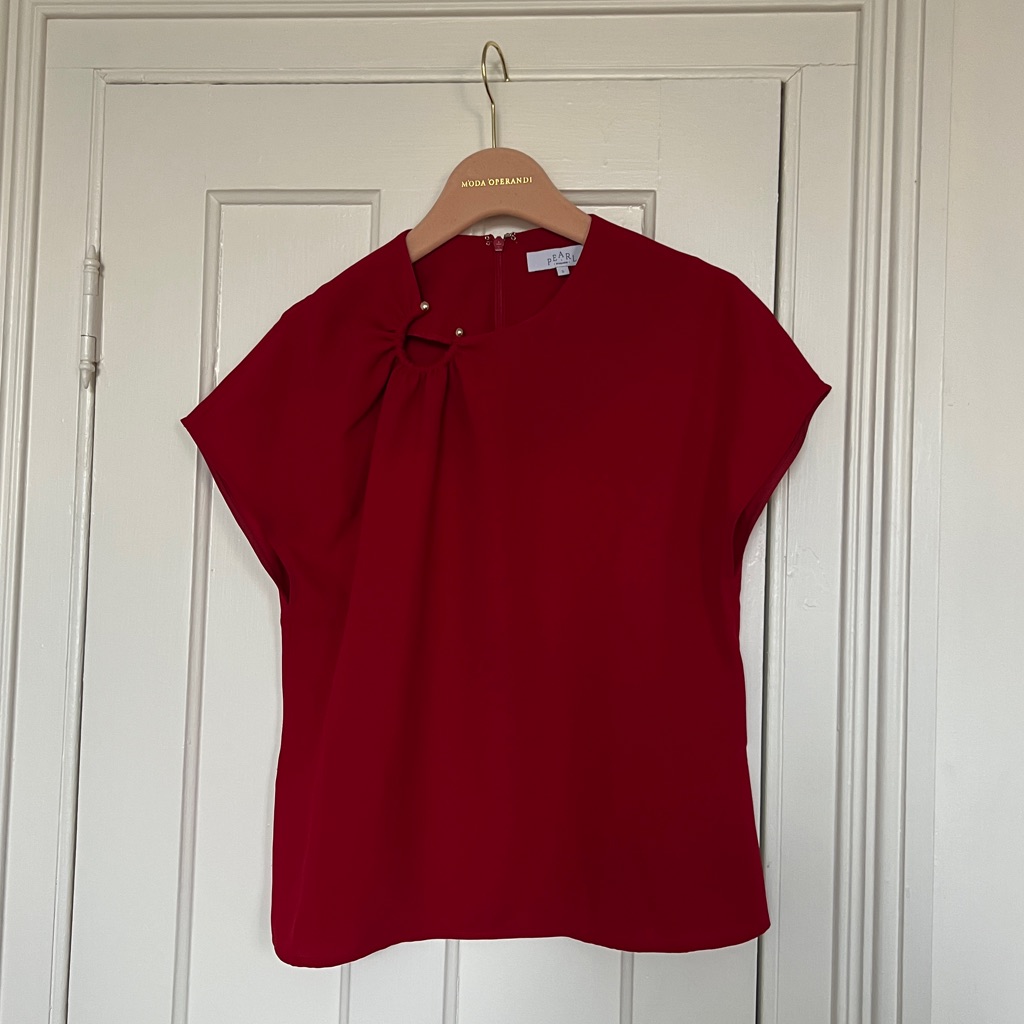 Pearl By Lela Rose Fluid Crepe Shirred Detail Top